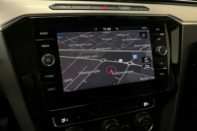 volkswagen-passat-elektrisitetbensin-2018-big-30