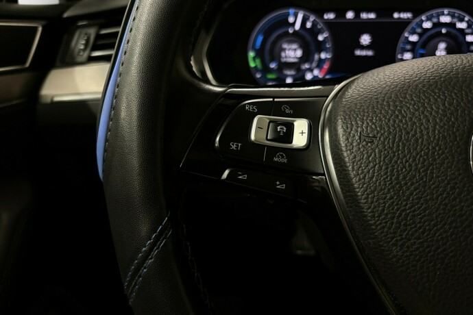 volkswagen-passat-elektrisitetbensin-2018-big-22