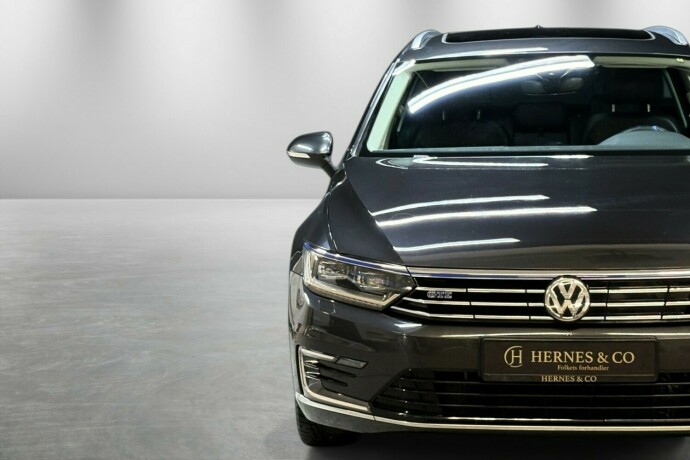 volkswagen-passat-elektrisitetbensin-2018-big-4