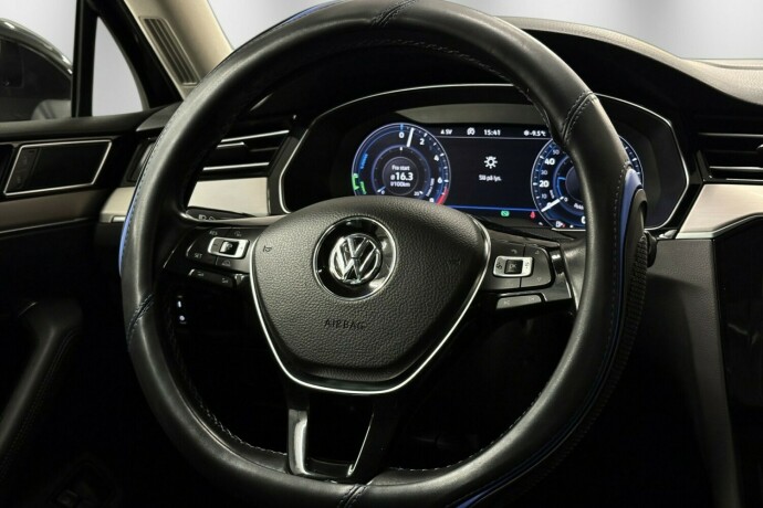 volkswagen-passat-elektrisitetbensin-2018-big-21