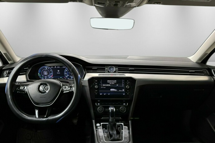 volkswagen-passat-elektrisitetbensin-2018-big-19