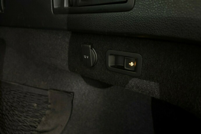 volkswagen-passat-elektrisitetbensin-2018-big-13