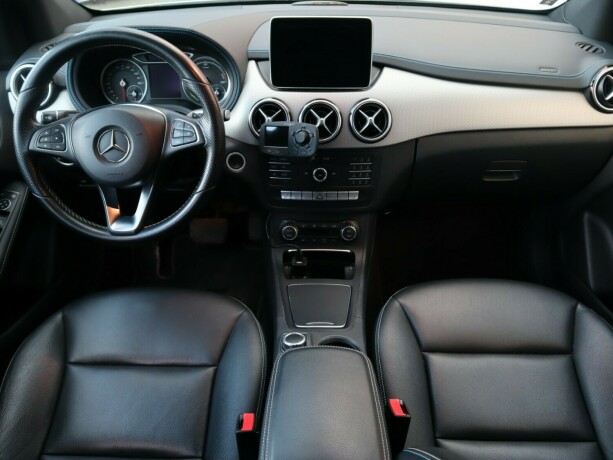 mercedes-benz-b-klasse-elektrisitet-2014-big-9