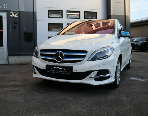 mercedes-benz-b-klasse-elektrisitet-2014-big-2