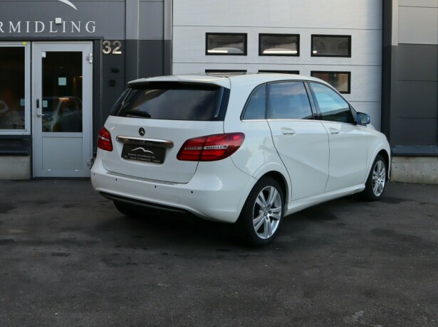 mercedes-benz-b-klasse-elektrisitet-2014-big-1