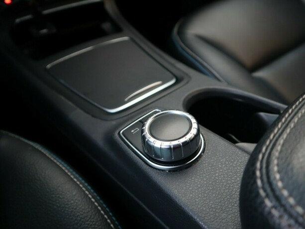 mercedes-benz-b-klasse-elektrisitet-2014-big-17