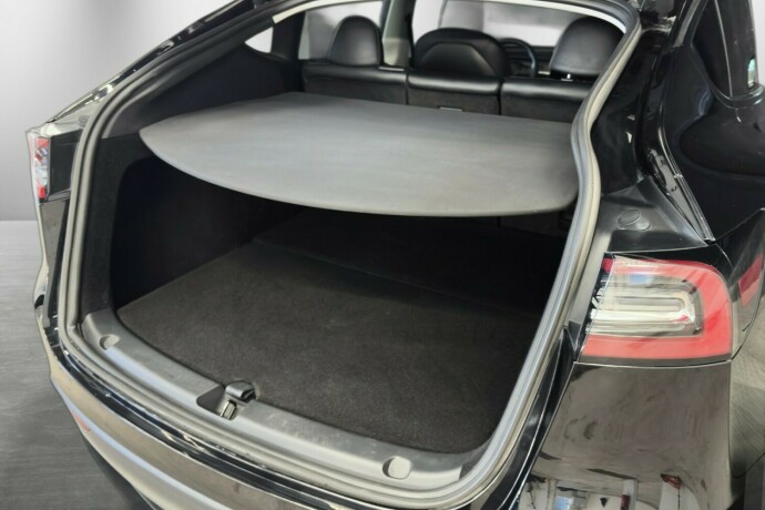 tesla-model-y-elektrisitet-2022-big-14