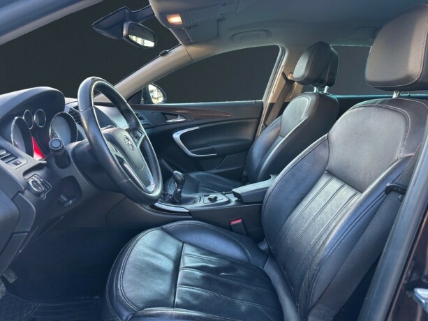 opel-insignia-bensin-2012-big-9