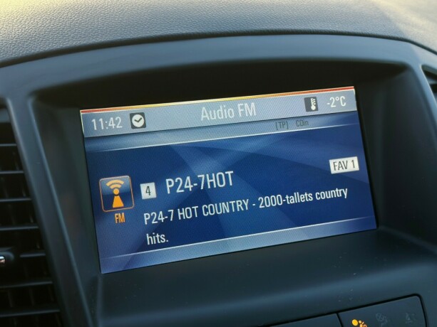 opel-insignia-bensin-2012-big-25