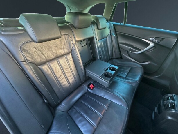 opel-insignia-bensin-2012-big-15