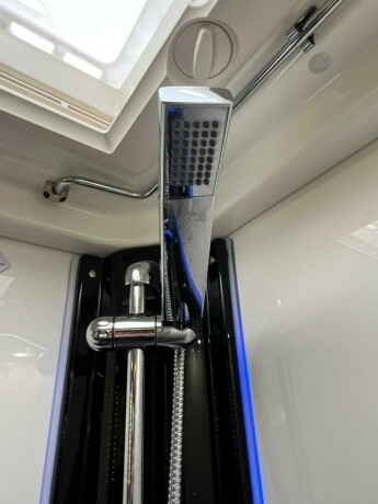 autostar-prestige-design-edition-i790lj-topputgave-2-enkle-senger-senkeseng-diesel-2021-big-71