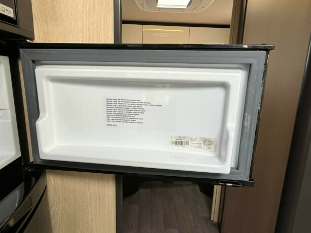 autostar-prestige-design-edition-i790lj-topputgave-2-enkle-senger-senkeseng-diesel-2021-big-62