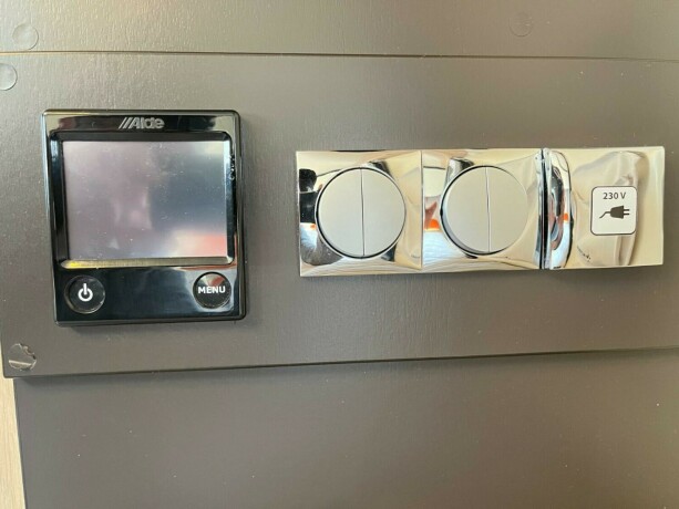 autostar-prestige-design-edition-i790lj-topputgave-2-enkle-senger-senkeseng-diesel-2021-big-88