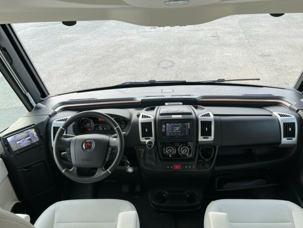 autostar-prestige-design-edition-i790lj-topputgave-2-enkle-senger-senkeseng-diesel-2021-big-27