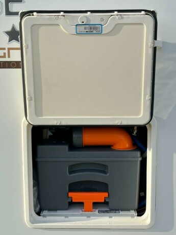 autostar-prestige-design-edition-i790lj-topputgave-2-enkle-senger-senkeseng-diesel-2021-big-16