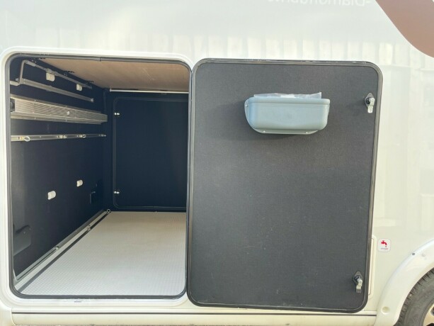 autostar-prestige-design-edition-i790lj-topputgave-2-enkle-senger-senkeseng-diesel-2021-big-12