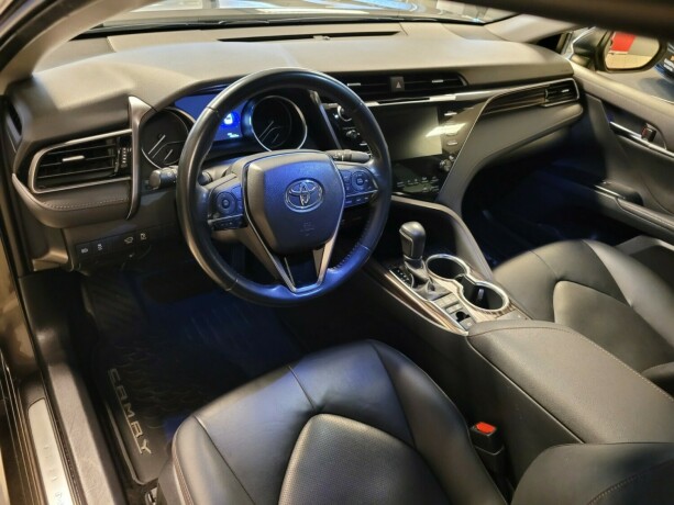 toyota-camry-elektrisitetbensin-2019-big-20