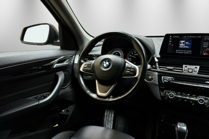 bmw-x1-elektrisitetbensin-2021-big-13