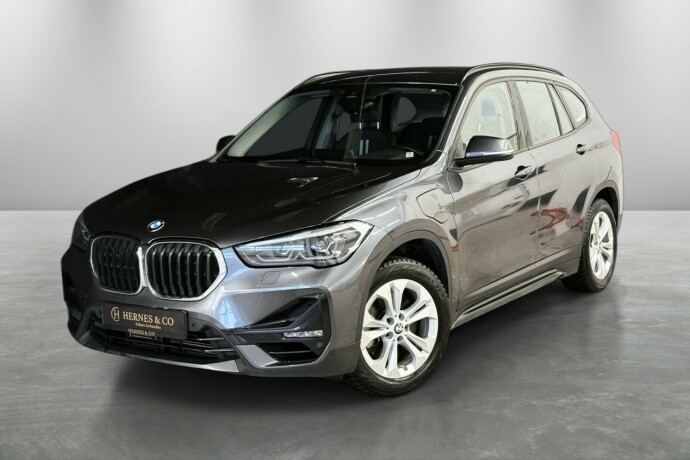 bmw-x1-elektrisitetbensin-2021-big-1