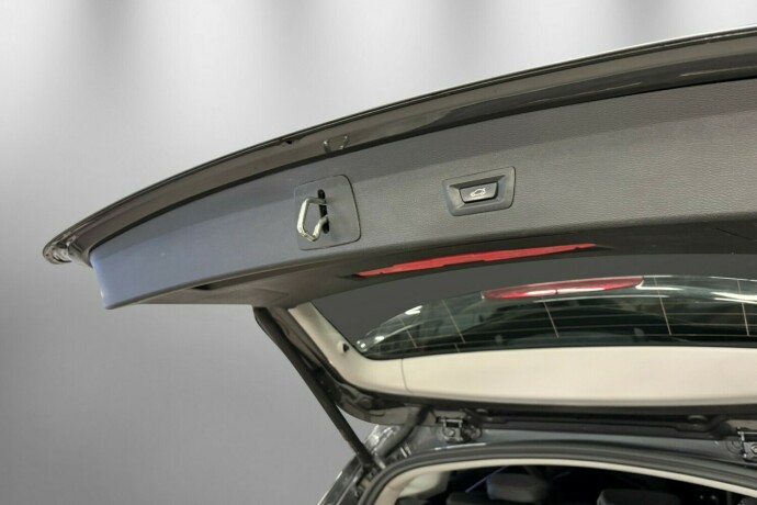 bmw-x1-elektrisitetbensin-2021-big-10