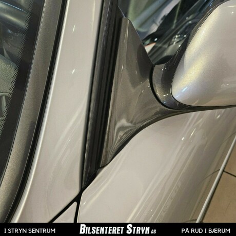 jaguar-xk-bensin-2003-big-18