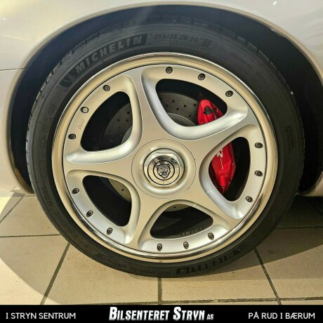 jaguar-xk-bensin-2003-big-17