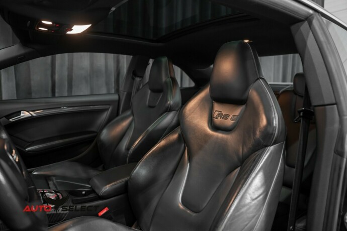 audi-rs5-bensin-2011-big-25