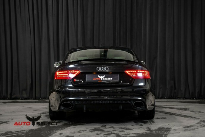 audi-rs5-bensin-2011-big-9