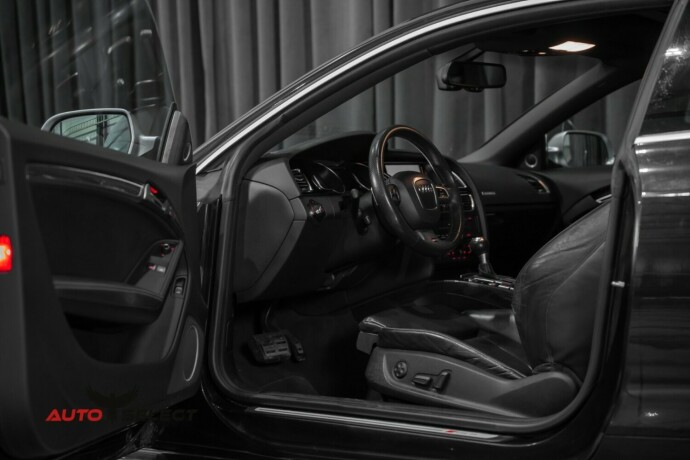 audi-rs5-bensin-2011-big-20