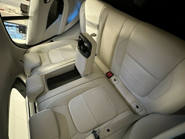 jaguar-i-pace-elektrisitet-2019-big-31