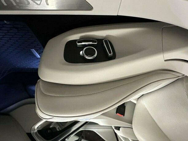 jaguar-i-pace-elektrisitet-2019-big-28