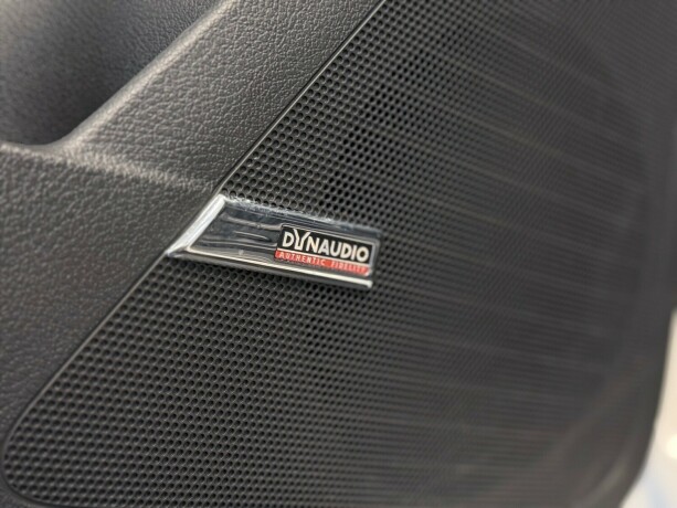 volkswagen-tiguan-diesel-2011-big-29