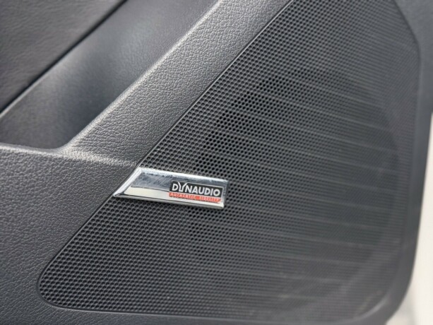 volkswagen-tiguan-diesel-2011-big-25