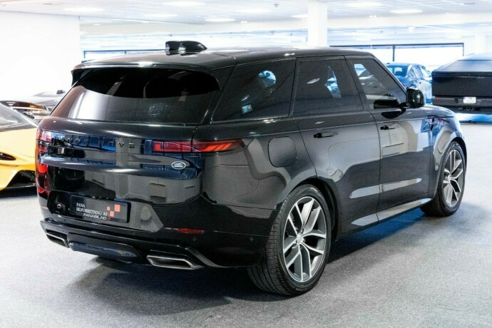 land-rover-range-rover-sport-elektrisitetbensin-2023-big-2