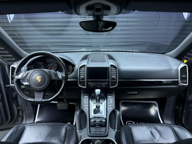 porsche-cayenne-diesel-2010-big-7