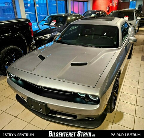 dodge-challenger-bensin-2015-big-23
