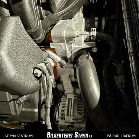 dodge-challenger-bensin-2015-big-19