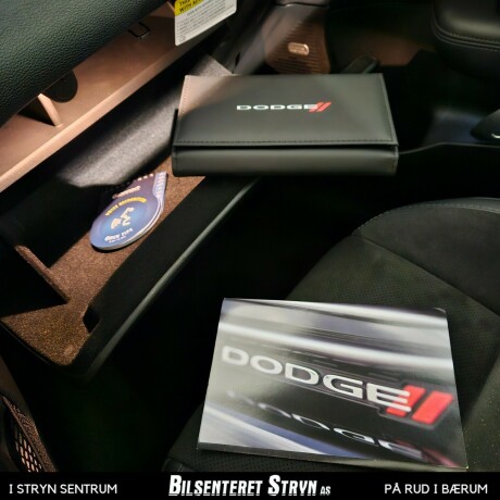 dodge-challenger-bensin-2015-big-11