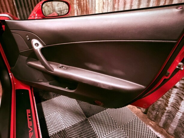 chevrolet-corvette-bensin-2006-big-35