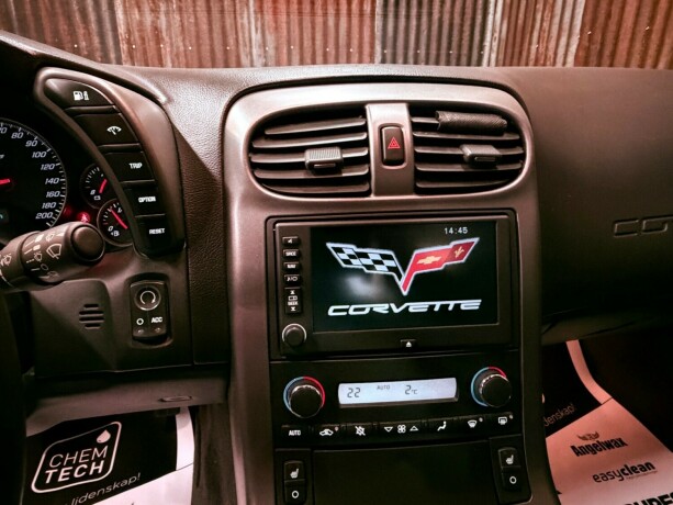 chevrolet-corvette-bensin-2006-big-28