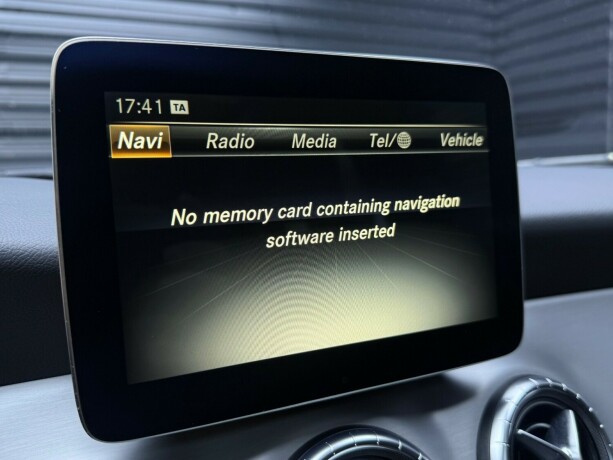 mercedes-benz-cla-bensin-2017-big-18