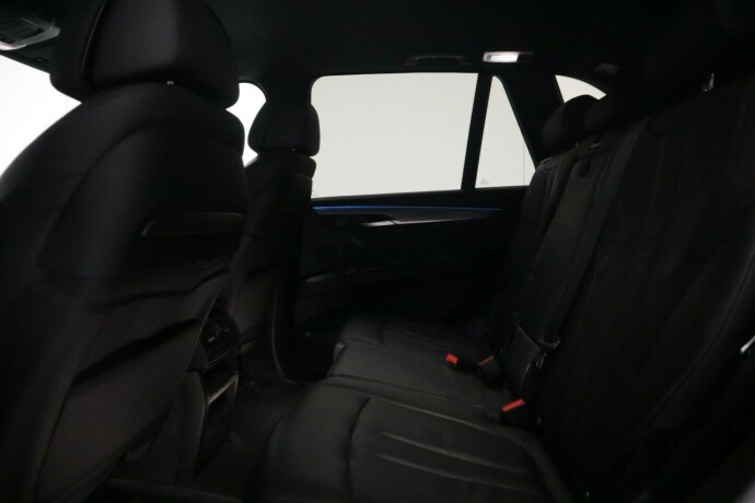 bmw-x5-diesel-2016-big-12