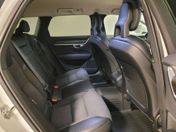 volvo-v90-cross-country-diesel-2018-big-16