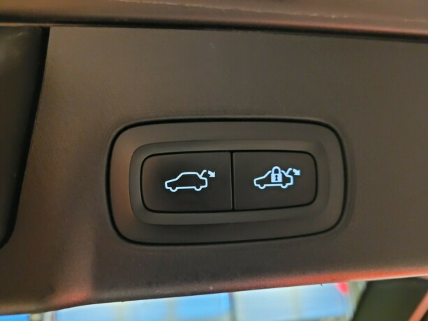 volvo-v90-cross-country-diesel-2018-big-21