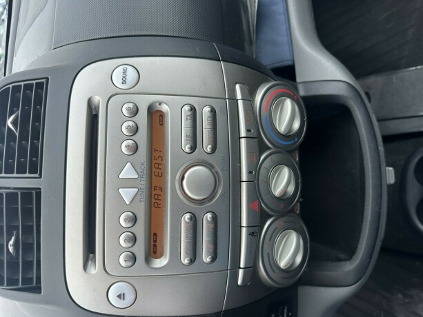 subaru-justy-bensin-2010-big-8