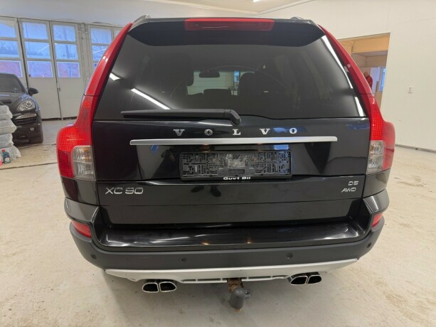 volvo-xc-90-diesel-2009-big-3