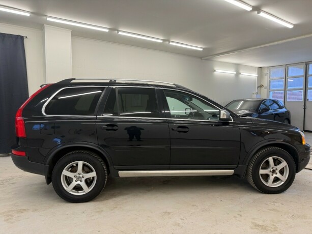 volvo-xc-90-diesel-2009-big-1