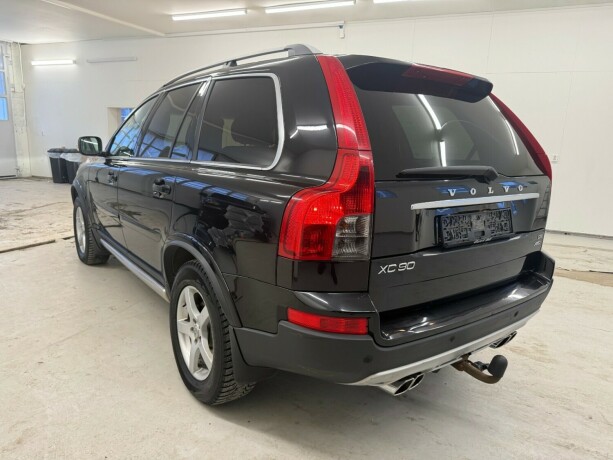 volvo-xc-90-diesel-2009-big-4