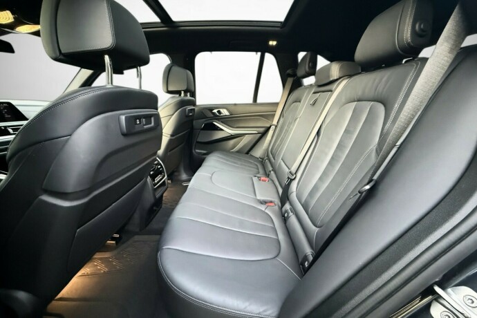 bmw-x5-elektrisitetbensin-2020-big-45