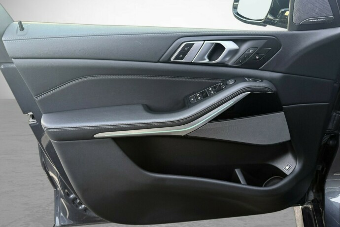 bmw-x5-elektrisitetbensin-2020-big-17